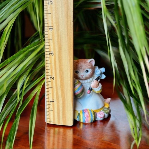 VINTAGE 1985 Kitty Cucumber Figurine “Ginger” by B. Shackman for Schmid - Easter - Picture 7 of 9